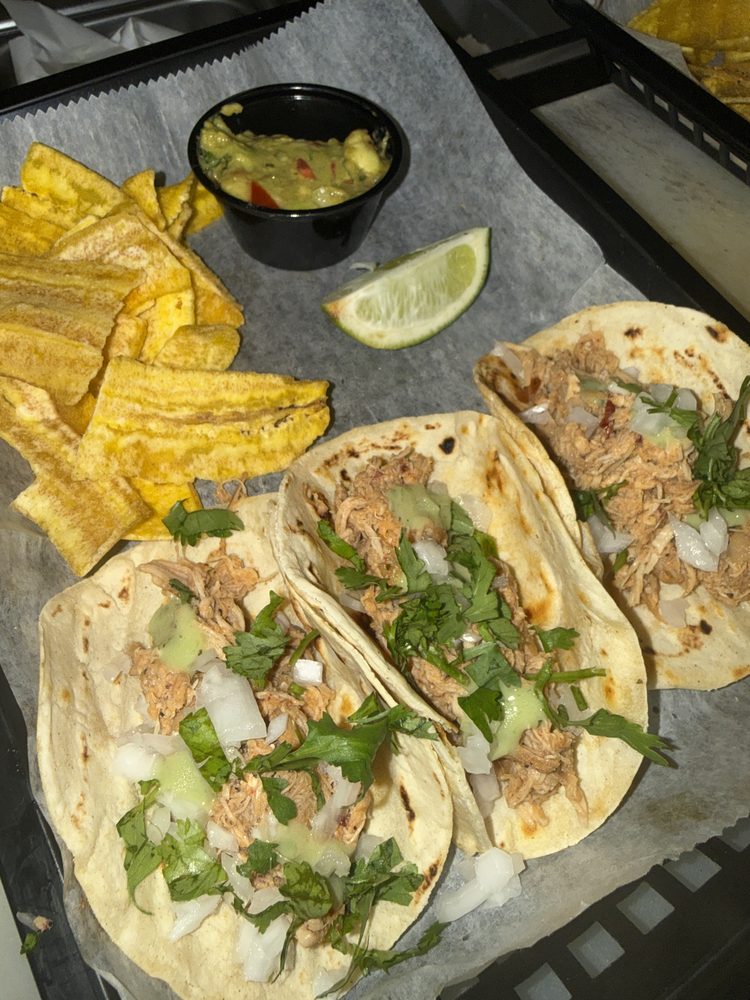 Pork tacos with plantain chips